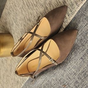 NWT Nine west size 8.5 gray suede flats
